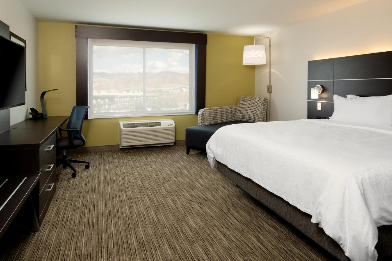 Holiday Inn Express & Suites - Bullhead City By Ihg מראה חיצוני תמונה